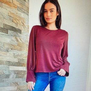 NWT: Lulus Long-Sleeve Top